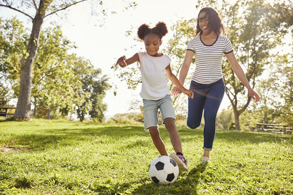 Contact Saddlebrooke about estate lots for sale in west Ottawa