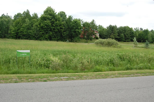 Ottawa country lots for sale at the Saddlebrooke Estates